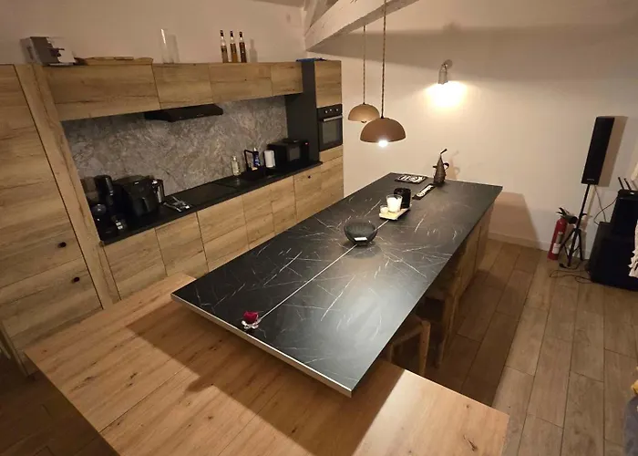 Le Loft 招待所 3*